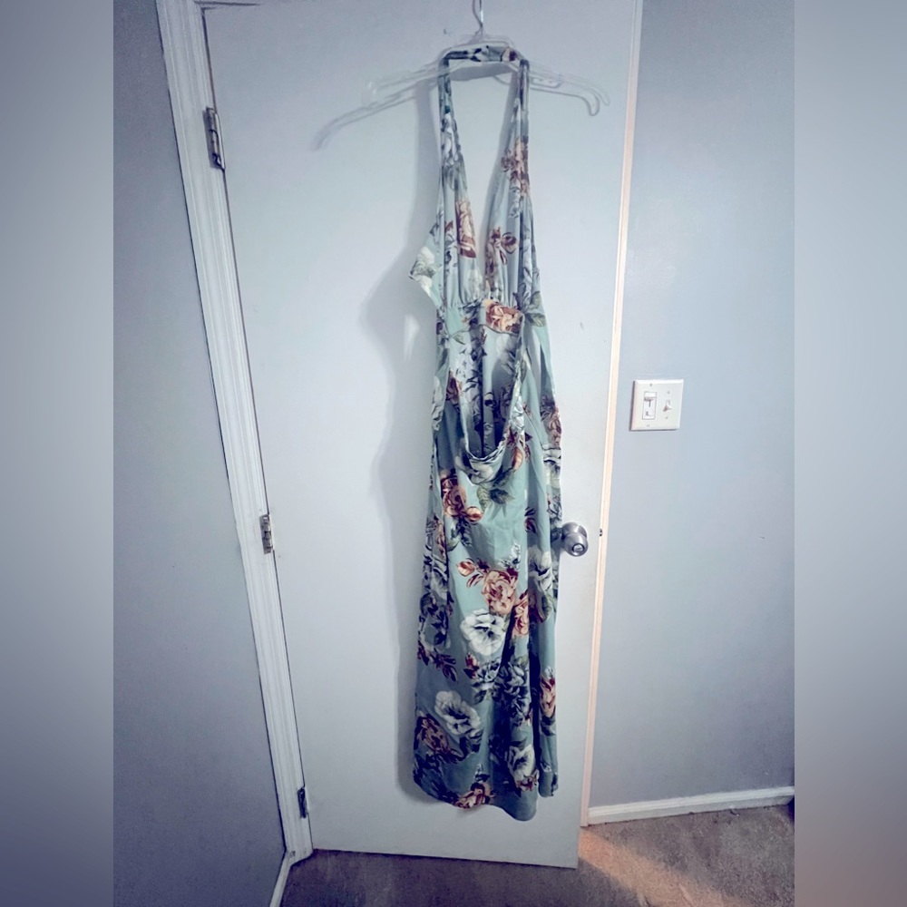 Short/long floral dress